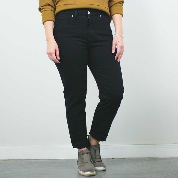 Father's Daughter LA Ally High Rise Tapered Crop Jean - Black Father's Daughter LA Ally High Rise Tapered Crop Jean - Black