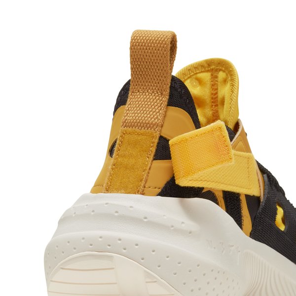 huarache type yellow
