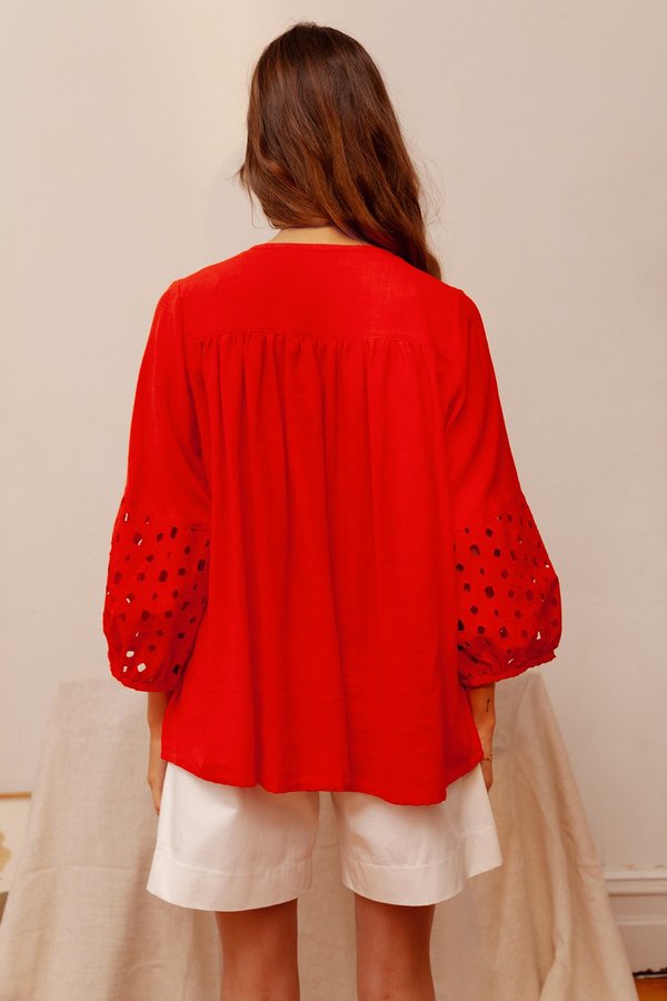 BEFORE MARCH Smock top - red BEFORE MARCH Smock top - red