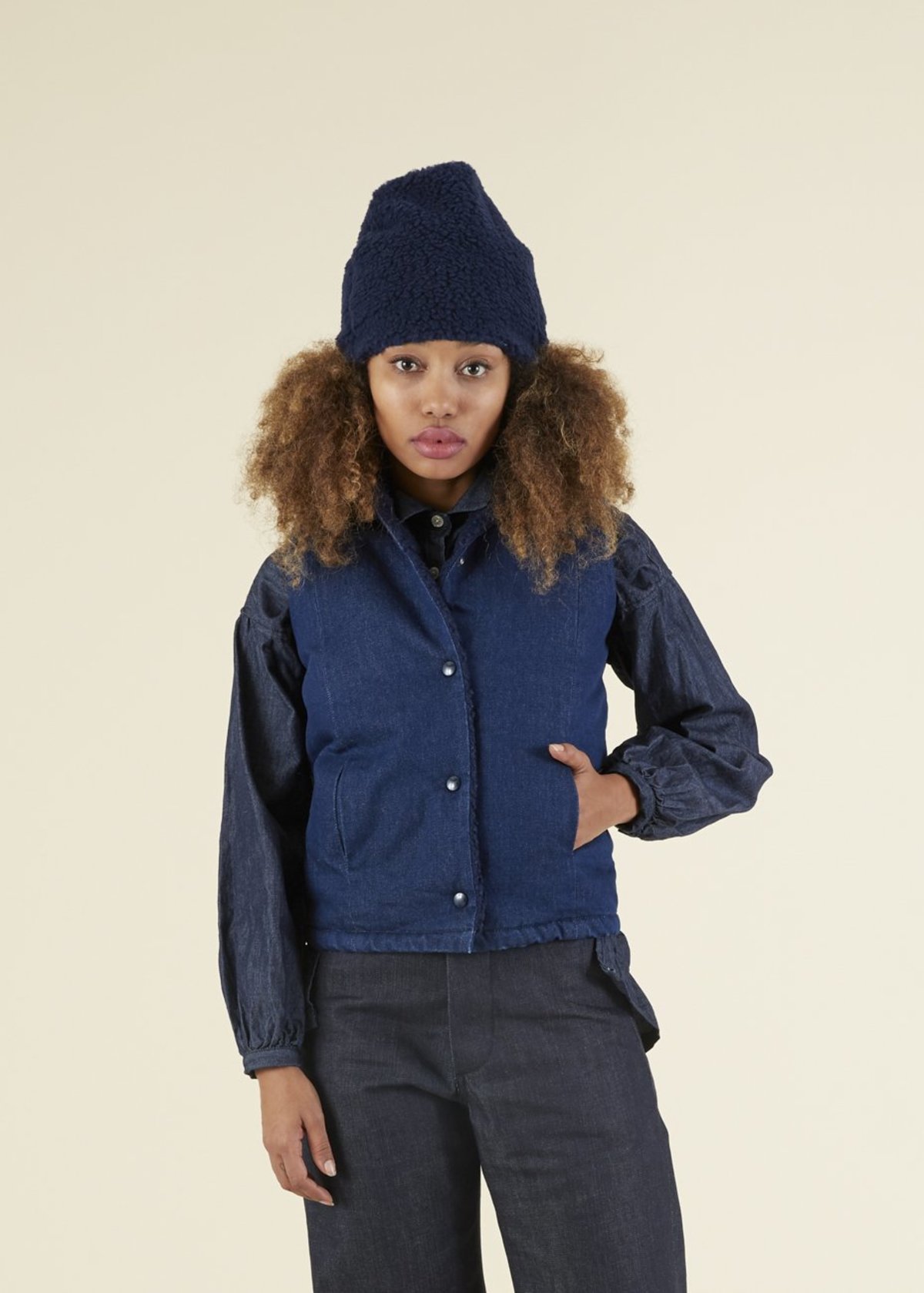 Uqnatu Reversible Sherpa Vest - Navy - Image 2 of 5