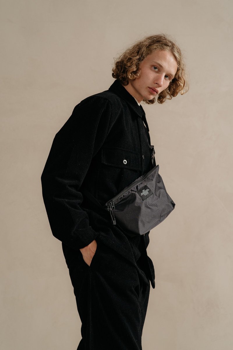 BAGS IN PROGRESS BLACK FANNYPACK CROSSBODY | Garmentory