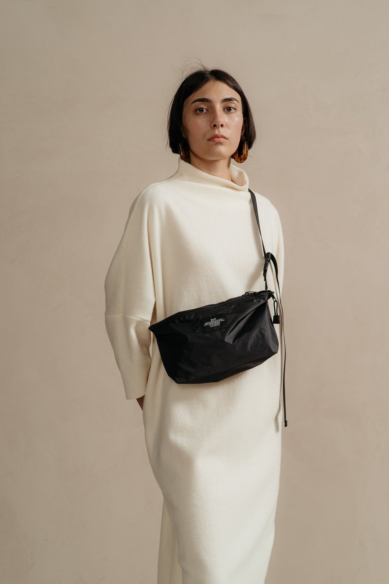 BAGS IN PROGRESS BLACK FANNYPACK CROSSBODY | Garmentory