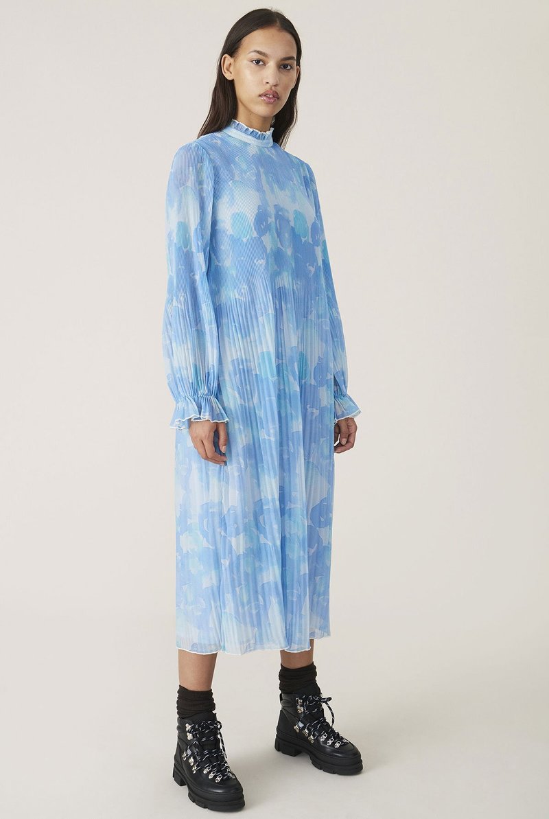 chinese dress ladies GANNI dreamy maxi long pleated Georgette dress in pastel floral print   BOREAL REBORN