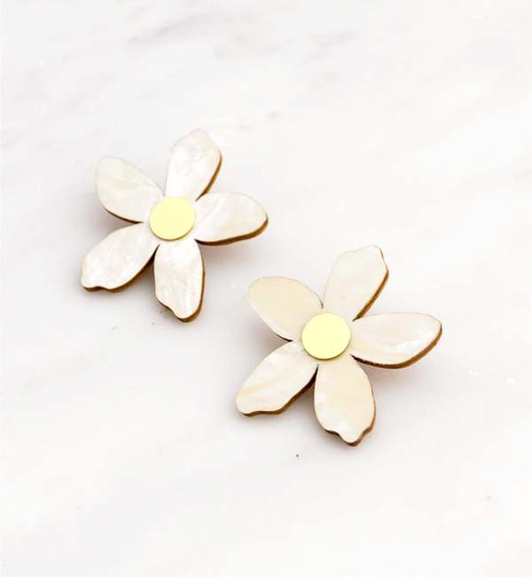 Matter Matters Gallery Orange Blossom Earrings - Pearl Matter Matters Gallery Orange Blossom Earrings - Pearl