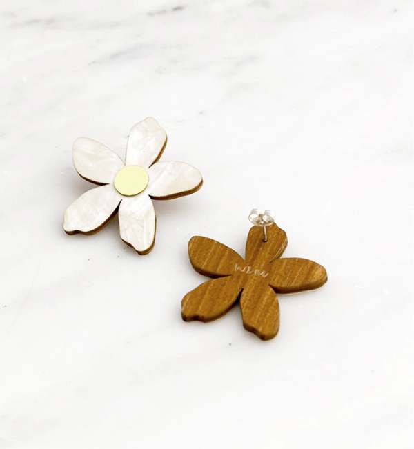 Matter Matters Gallery Orange Blossom Earrings - Pearl Matter Matters Gallery Orange Blossom Earrings - Pearl