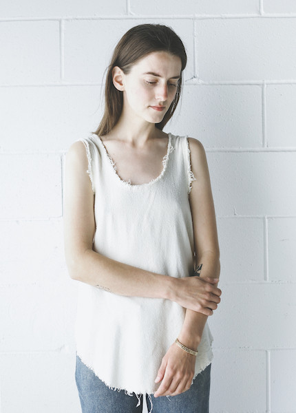 Black Crane Center Seam Tank in Cream Black Crane Center Seam Tank in Cream