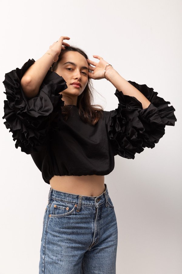 BEFORE MARCH Claudia Crop Blouse - Black BEFORE MARCH Claudia Crop Blouse - Black
