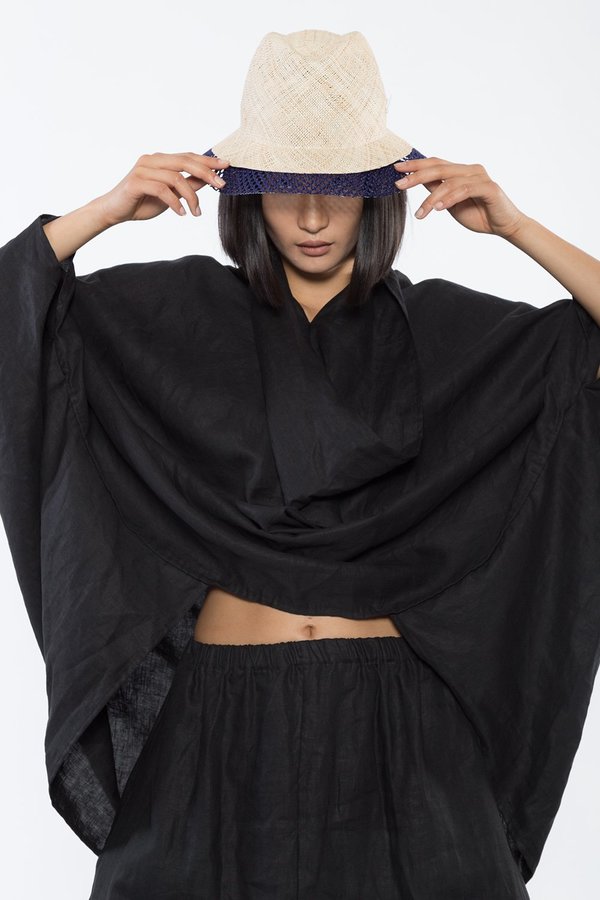 The Celect Poncho Top - Black The Celect Poncho Top - Black