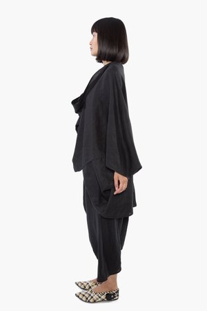 The Celect Poncho Top - Black The Celect Poncho Top - Black