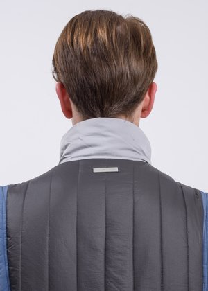 C2H4 Memory Supervisor Panelled Quilted Gilet Vest - gray/blue C2H4 Memory Supervisor Panelled Quilted Gilet Vest - gray/blue