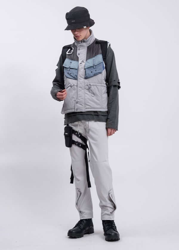 C2H4 Memory Supervisor Panelled Quilted Gilet Vest - gray/blue C2H4 Memory Supervisor Panelled Quilted Gilet Vest - gray/blue
