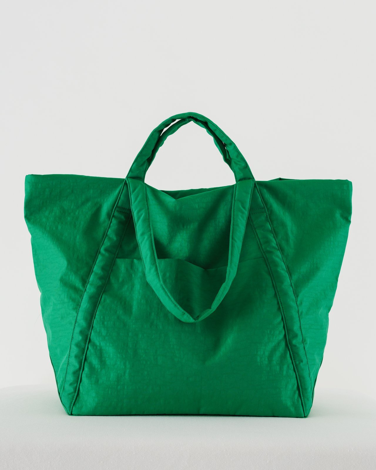 Baggu Travel Cloud Bag - Emerald | Garmentory Baggu Travel Cloud Bag - Emerald | Garmentory