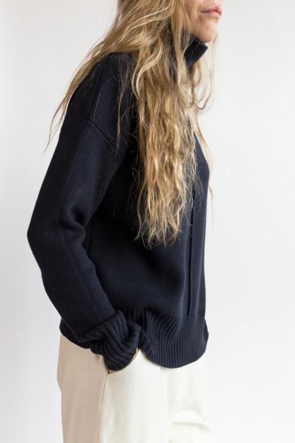 Nomia Seam Turtleneck - midnight Nomia Seam Turtleneck - midnight