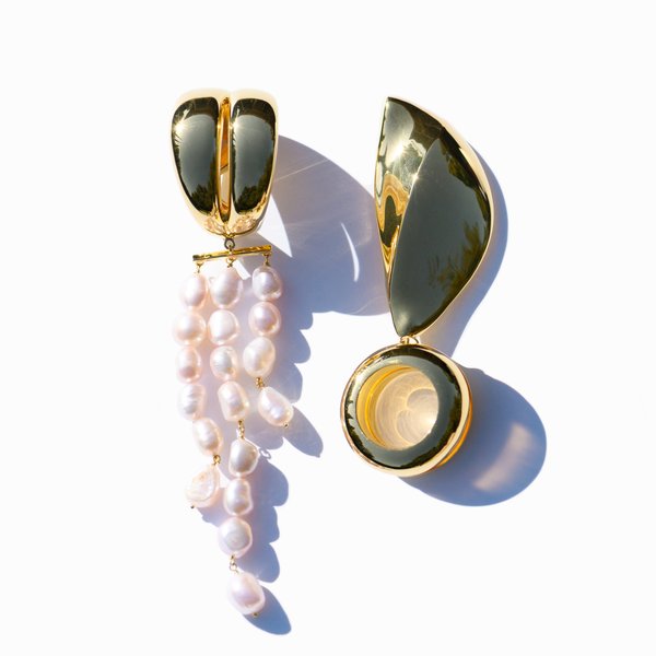 MING YU WANG Berber Earrings - 18k Gold Plated/Pink Pearls MING YU WANG Berber Earrings - 18k Gold Plated/Pink Pearls