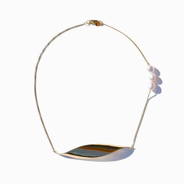 MING YU WANG Leaf Pendant - 18k Gold Plated/Pearls MING YU WANG Leaf Pendant - 18k Gold Plated/Pearls
