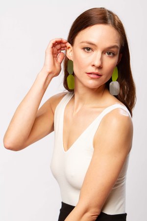 JULIE THÉVENOT Acantha earrings - absinthe JULIE THÉVENOT Acantha earrings - absinthe