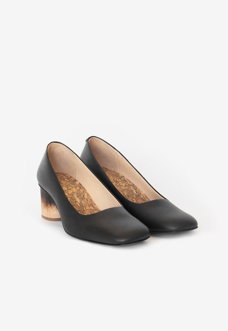 Sydney Brown Lava Low Pump