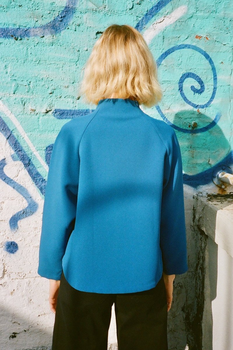 KAAREM Ostra Long Sleeve Raglan Top - Blue