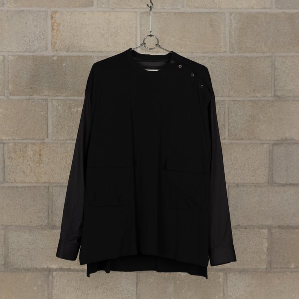 The Viridi-Anne Long Twisted Shirt - Black The Viridi-Anne Long Twisted Shirt - Black