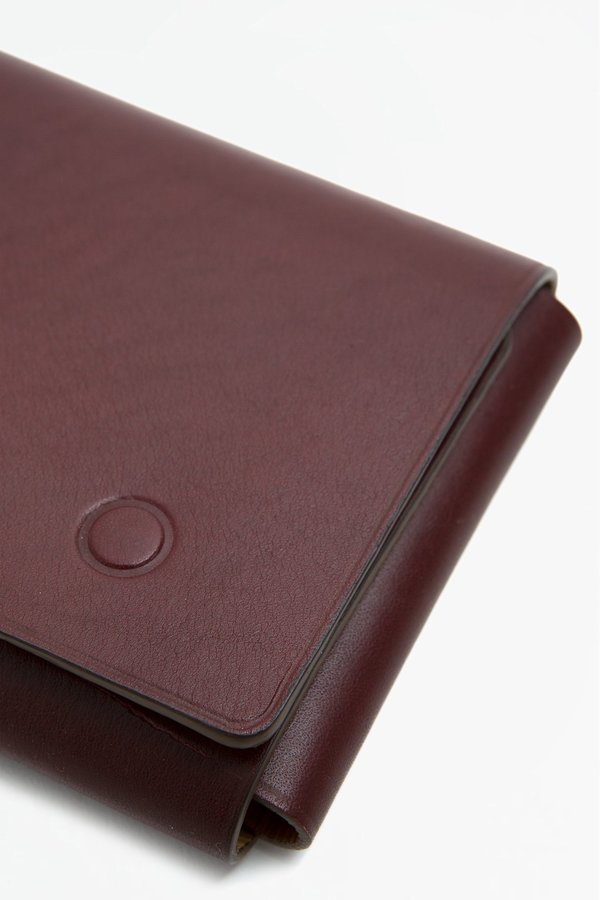 Del Barrio Travel Wallet with Snaps - Burgundy Del Barrio Travel Wallet with Snaps - Burgundy