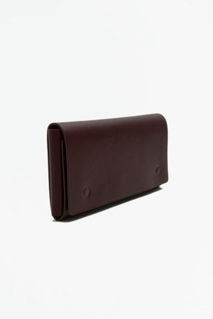 Del Barrio Travel Wallet with Snaps - Burgundy Del Barrio Travel Wallet with Snaps - Burgundy