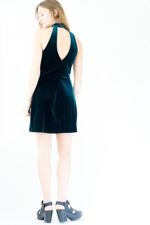 Backtalk PDX Vintage 90's Velvet Holiday Dress - Green Backtalk PDX Vintage 90's Velvet Holiday Dress - Green