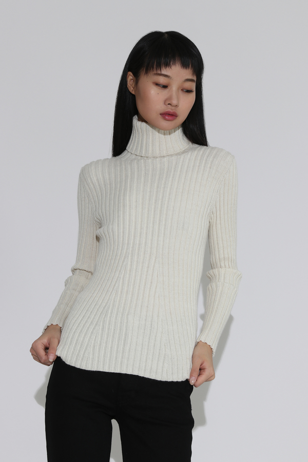 Shaina Mote Isla Turtleneck Pullover - Crema Shaina Mote Isla Turtleneck Pullover - Crema
