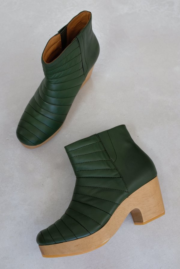 Beklina Ribbed Boot Clog Beklina Ribbed Boot Clog