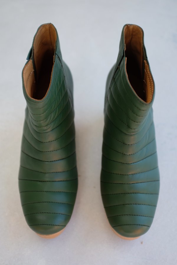 Beklina Ribbed Boot Clog Beklina Ribbed Boot Clog