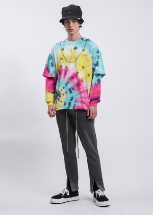 Black Lux Reflective Long Sleeve t-shirt - Blue Tie Dye Black Lux Reflective Long Sleeve t-shirt - Blue Tie Dye