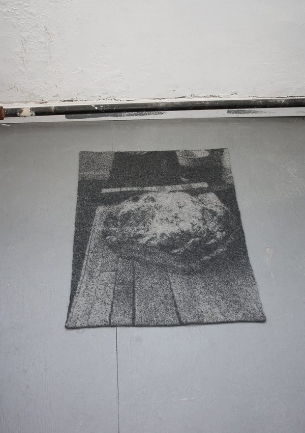 HALF-WET Loaf Rug HALF-WET Loaf Rug