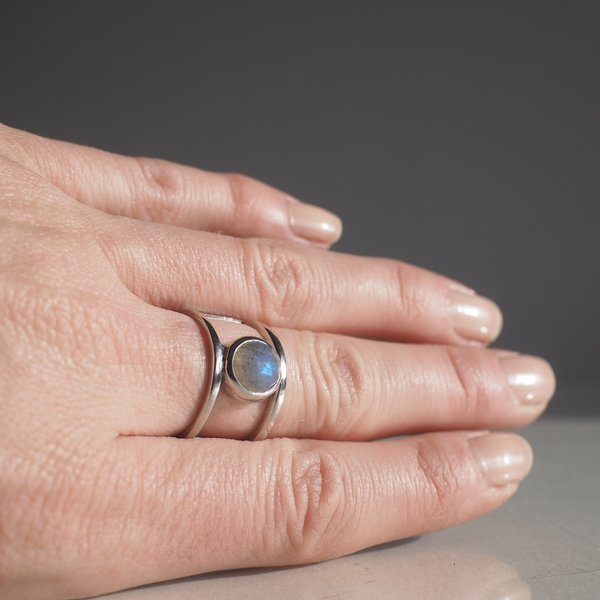 Angela Monaco Double Band Ring with Labradorite - silver Angela Monaco Double Band Ring with Labradorite - silver