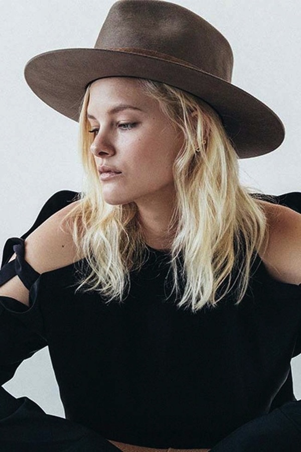 Janessa Leone Alara Hat - Dark Sand | Garmentory