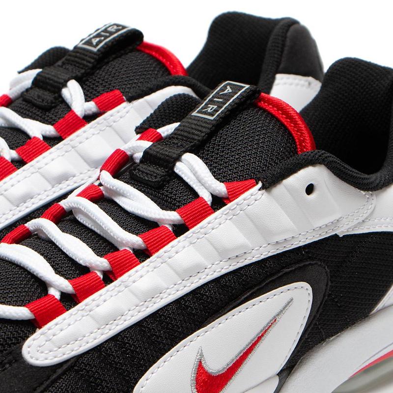 nike air max triax 96 white red black