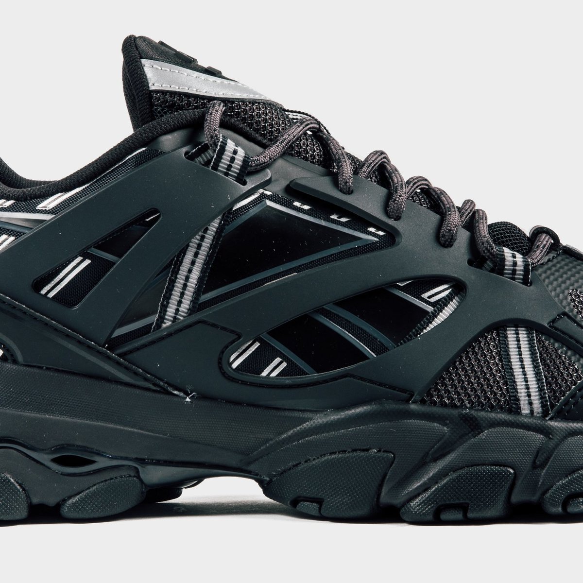 Reebok DMX Trail Shadow - Black | Garmentory