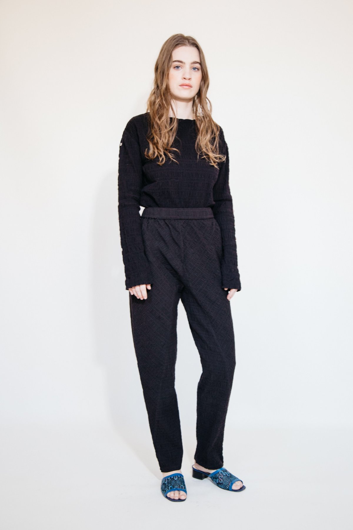 Nikki Chasin ANGLE PANT - BLACK CRINKLE - Image 2 of 3