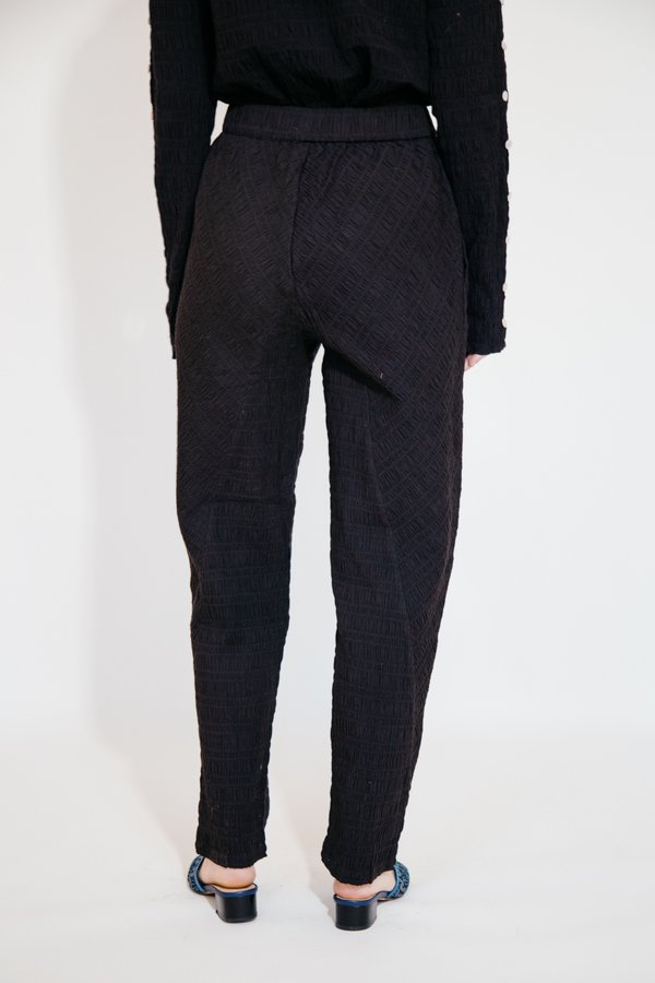 Nikki Chasin ANGLE PANT - BLACK CRINKLE