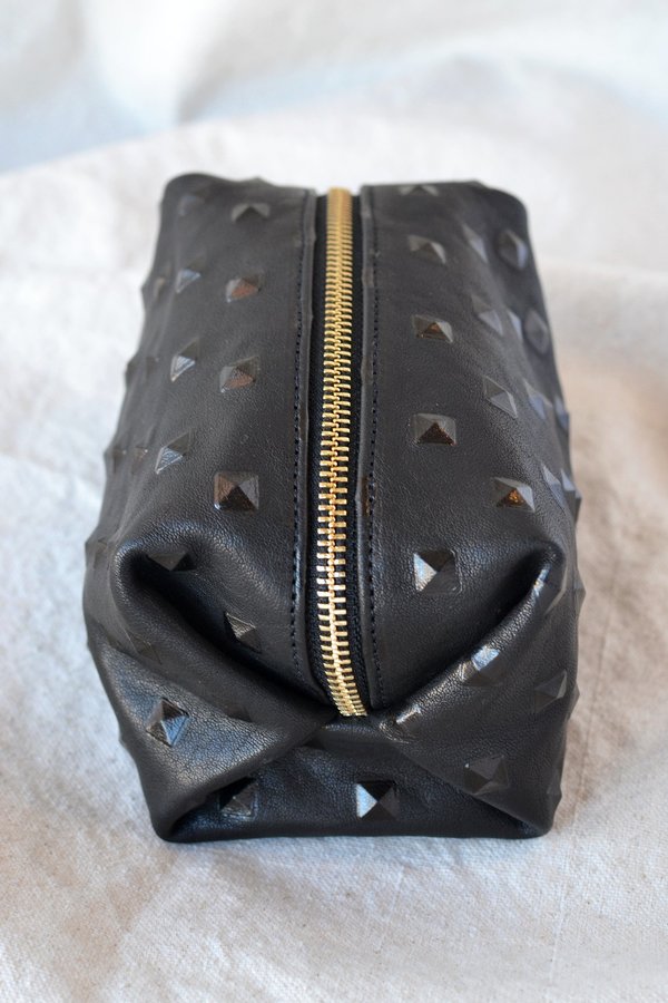 Kempton & Co Cosmetic Case - Black Studs Kempton & Co Cosmetic Case - Black Studs