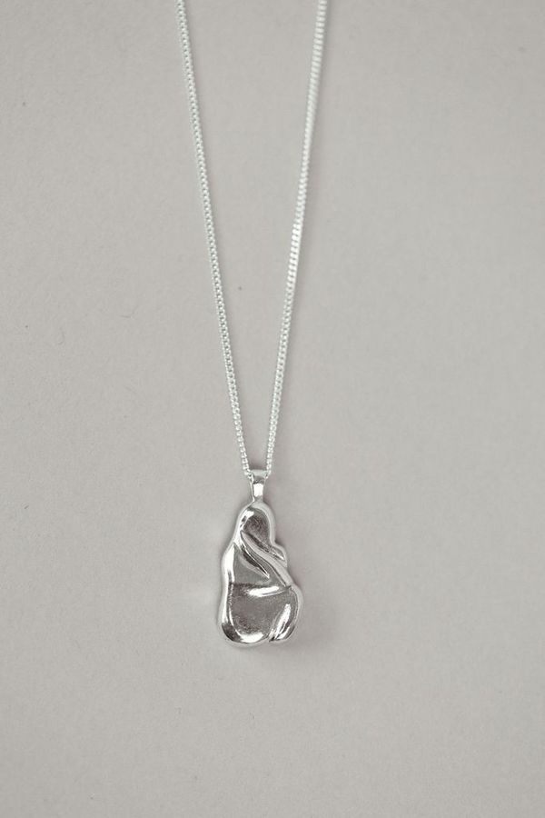 Wolf Circus Iris Pendant Necklace - Silver Wolf Circus Iris Pendant Necklace - Silver