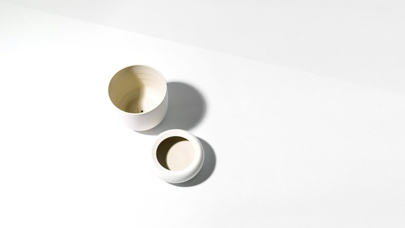 KATI VON LEHMAN Pedestal Planter 2 - Thumbnail 5