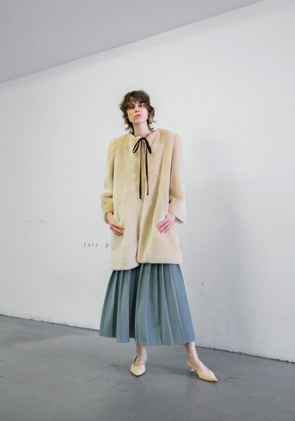 MR. LARKIN IDA FUR JACKET - NATURAL MR. LARKIN IDA FUR JACKET - NATURAL