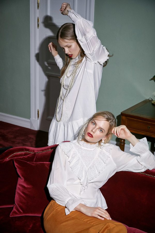 Notes Du Nord Nima Blouse - WHITE Notes Du Nord Nima Blouse - WHITE