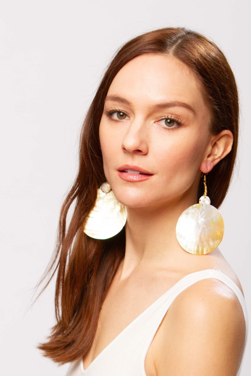 Alajas Buwan earrings - pearl Alajas Buwan earrings - pearl