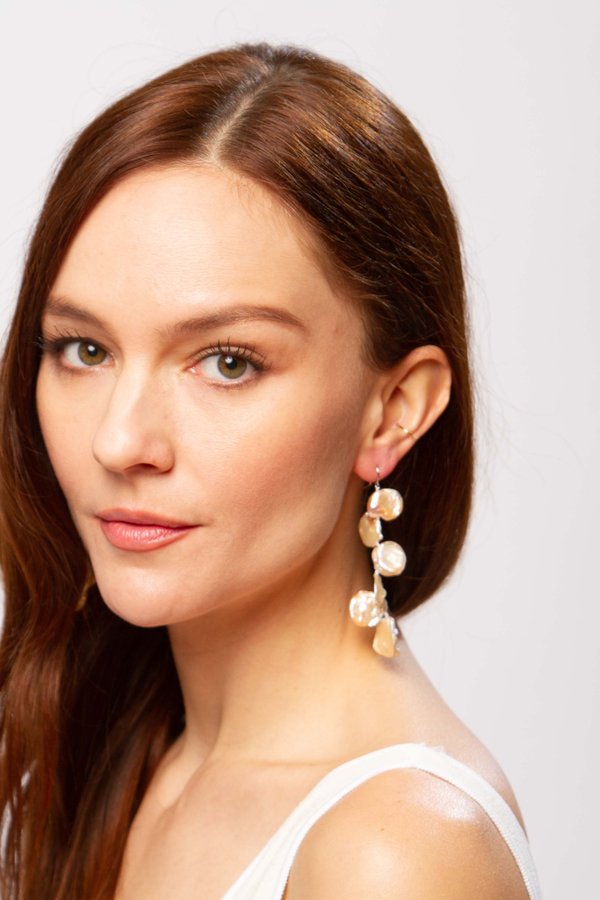 Alajas Ubas pearl earrings - peach Alajas Ubas pearl earrings - peach