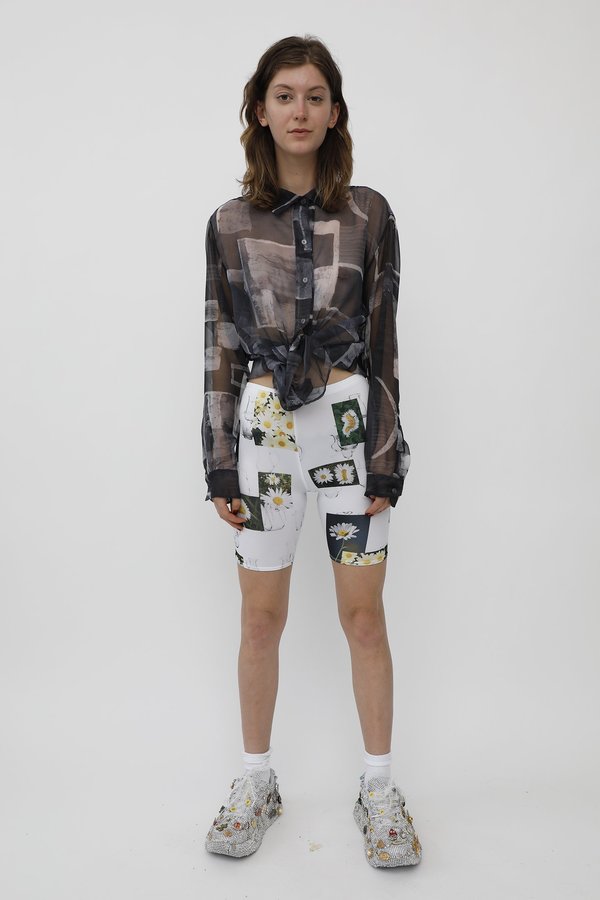 Collina Strada BIKE SHORTS - DAISY PITCHER PHOTO Collina Strada BIKE SHORTS - DAISY PITCHER PHOTO