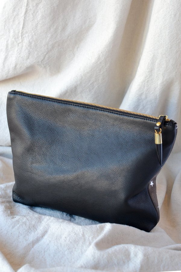 Kempton & Co Medium Pouch - Taupe Star Kempton & Co Medium Pouch - Taupe Star