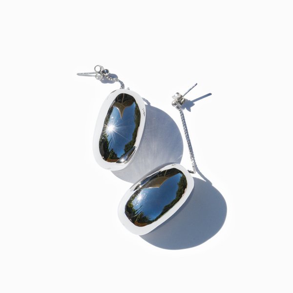 MING YU WANG Bean Earrings - Rhodium MING YU WANG Bean Earrings - Rhodium