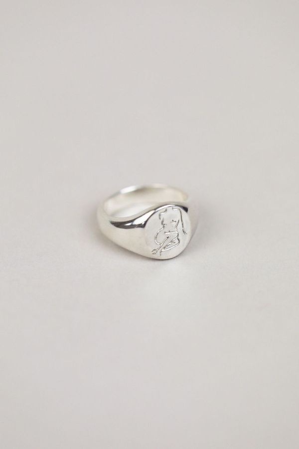 Wolf Circus Femme Ring - Sterling Silver Wolf Circus Femme Ring - Sterling Silver