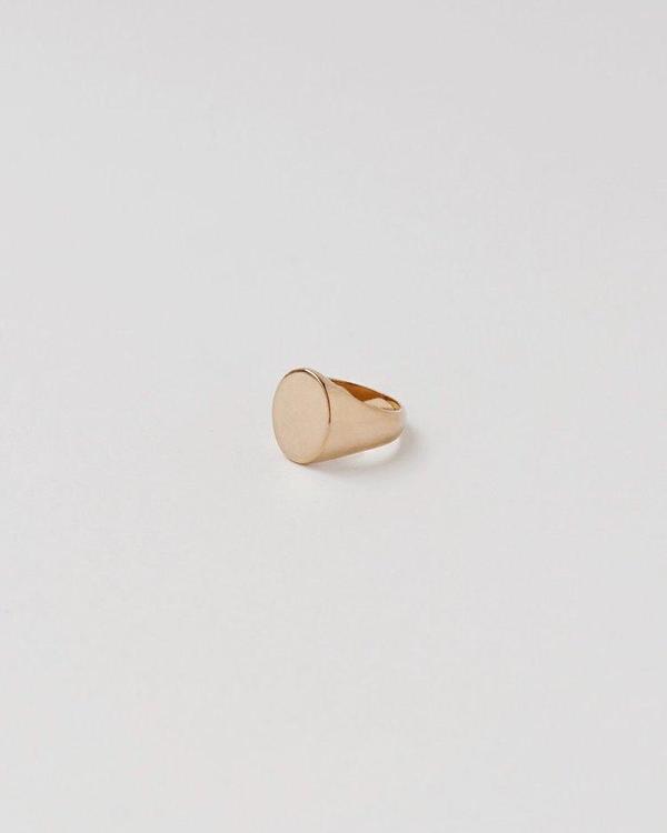 APSE ADORN Blank Signet Ring - Gold APSE ADORN Blank Signet Ring - Gold