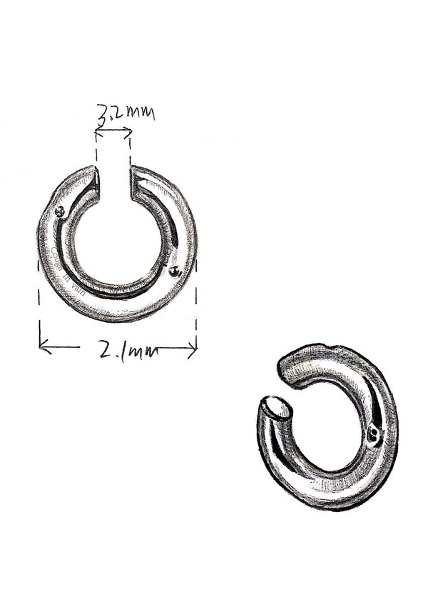 Unisex Cough In Vain Seal Round Ear Clip Unisex Cough In Vain Seal Round Ear Clip